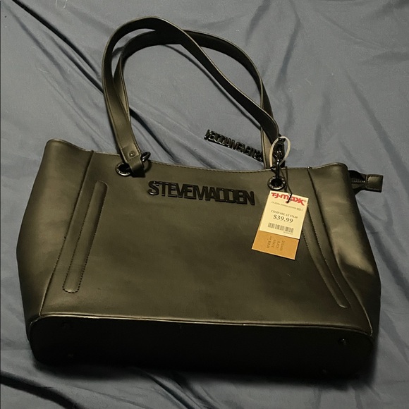 Steve Madden Handbags - Steve Madden Black tote Bag